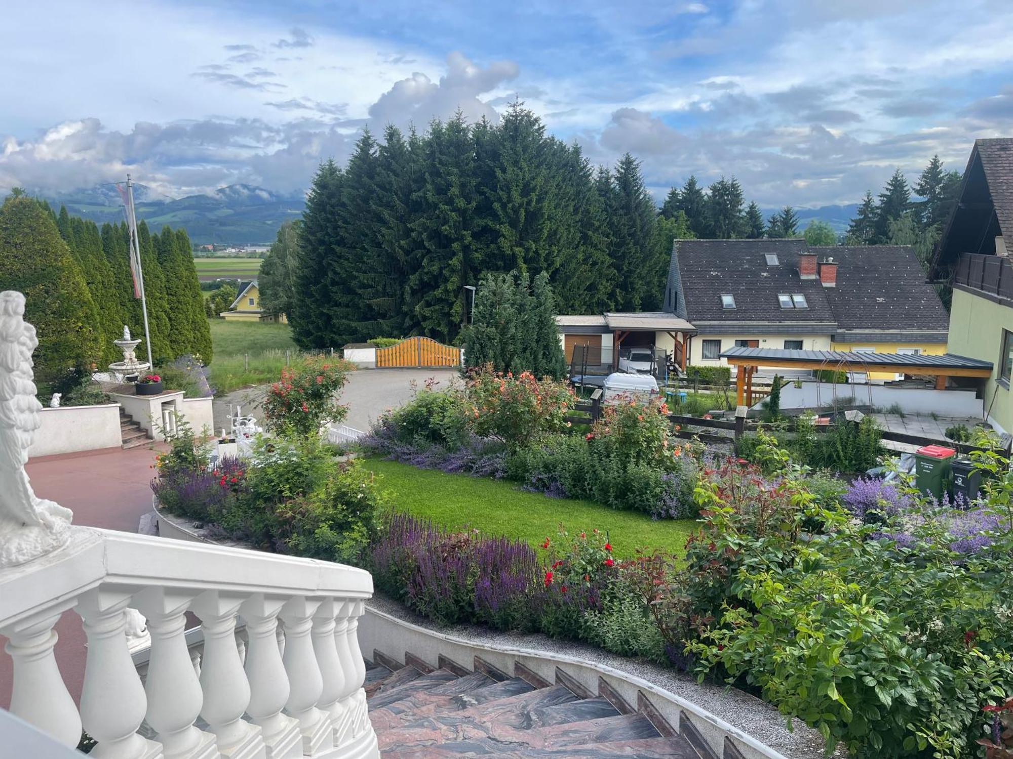 Villa Am Red Bull Ring In Spielberg Spielberg Bei Knittelfeld Bagian luar foto
